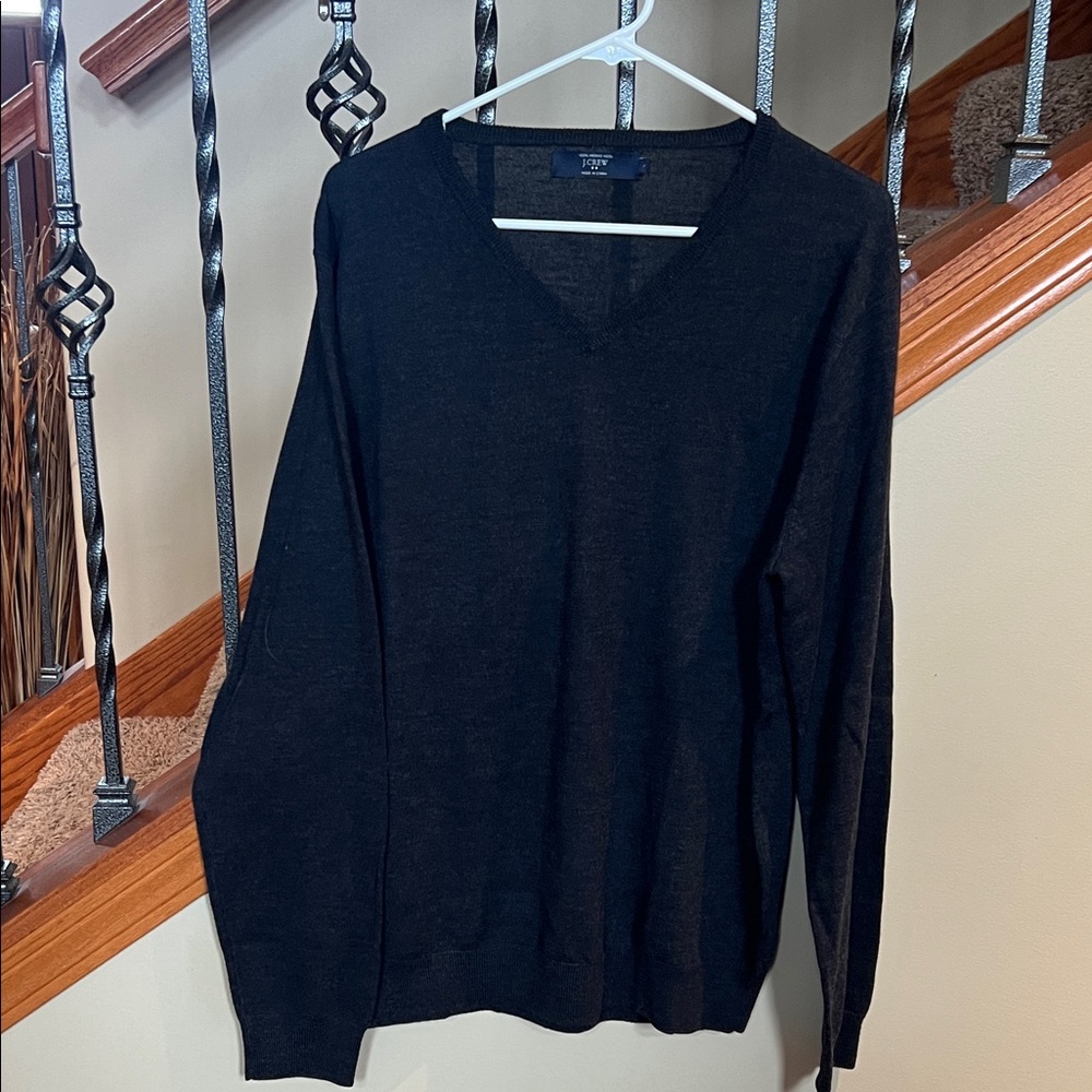 Dark grey 100% merino wool V-Neck Sweater - Men